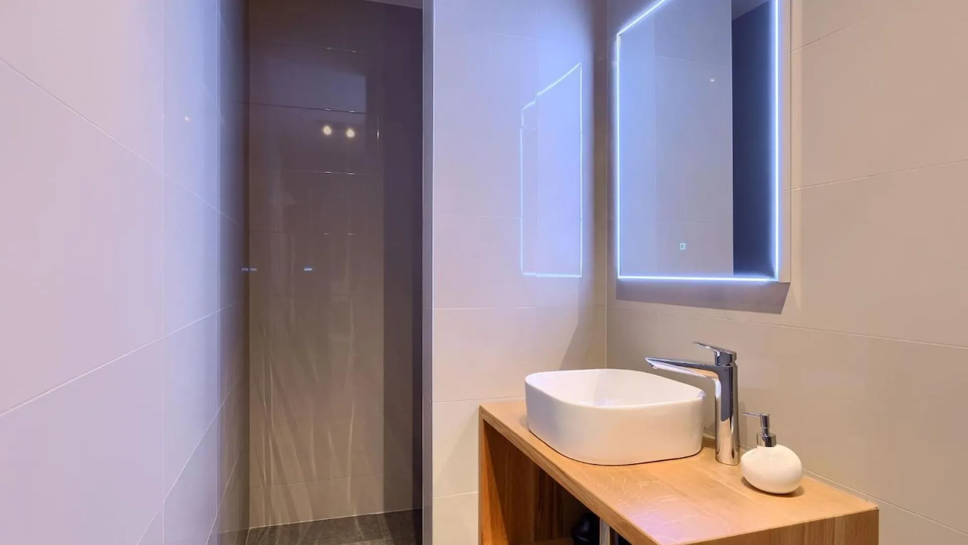 Luxury Villa Arman With Whirlpool In Visinada Vizinada